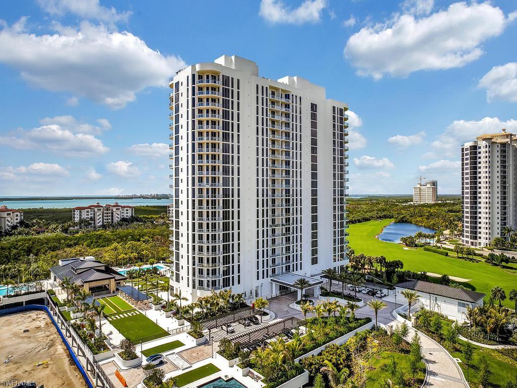 4810 PELICAN COLONY BLVD 304
