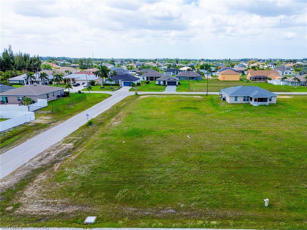 2900 Tropicana PKWY W