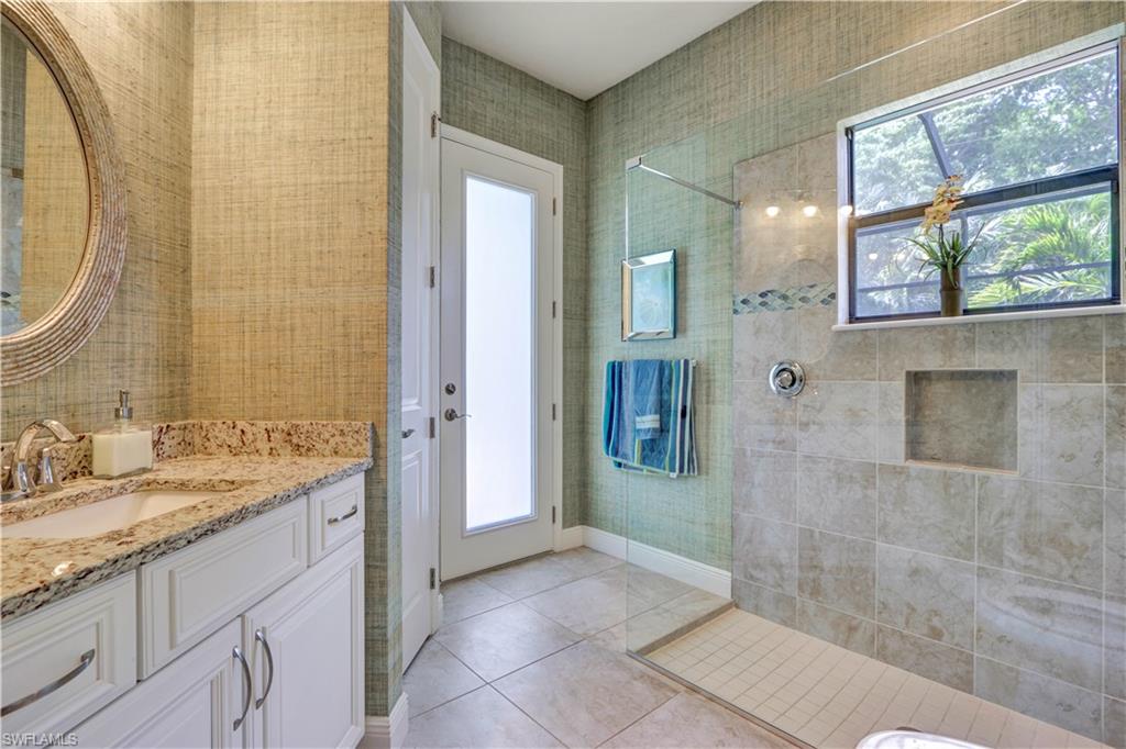1406 Cape Coral PKWY W photo 17