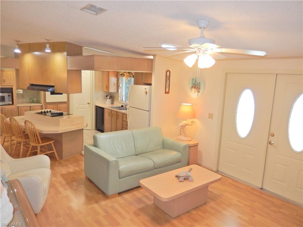 16168 Baton Rouge CT photo 6