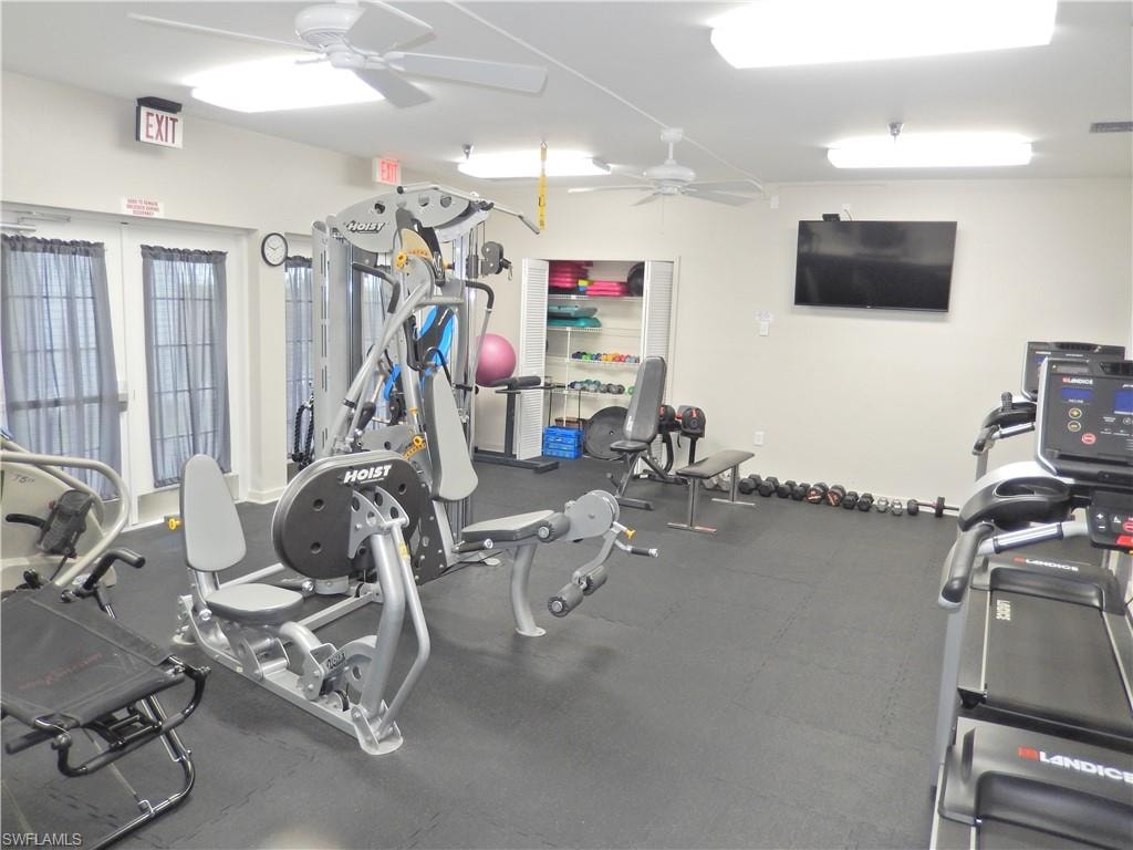 16168 Baton Rouge CT photo 40