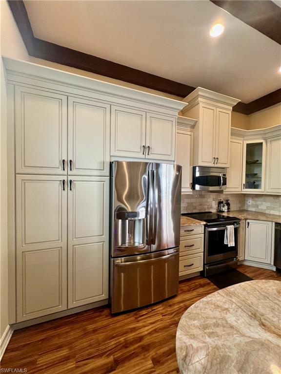 619 Beachwalk CIR I201 photo 8