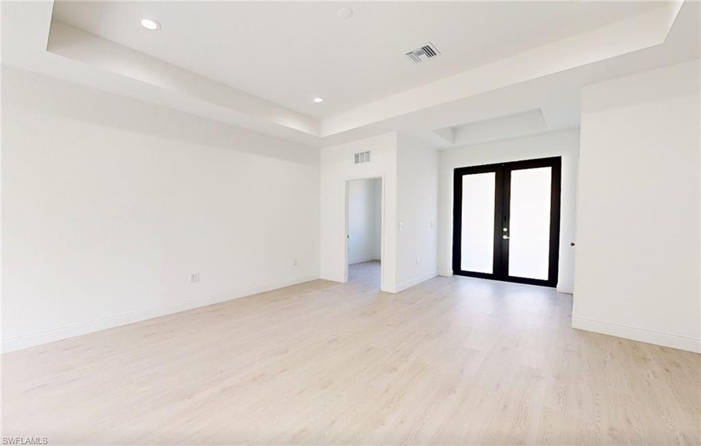 Entry+Den+Powder