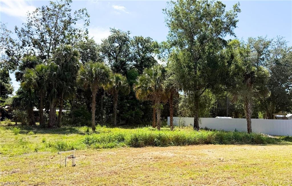 618 SHELDON AVE photo 30