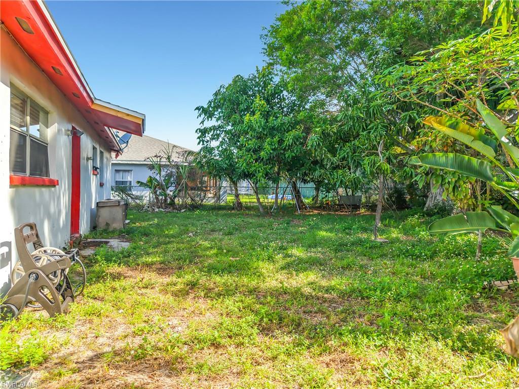2407 Jaylen Watkins ST photo 34