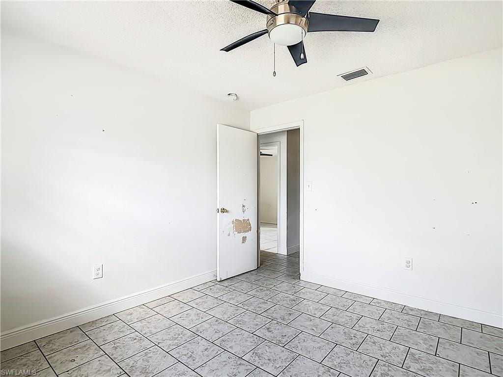2407 Jaylen Watkins ST photo 19