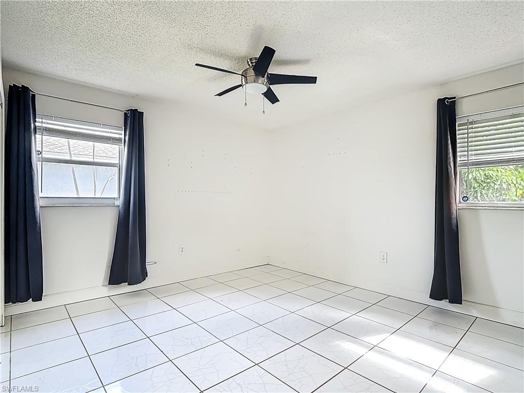 2407 Jaylen Watkins ST photo 25
