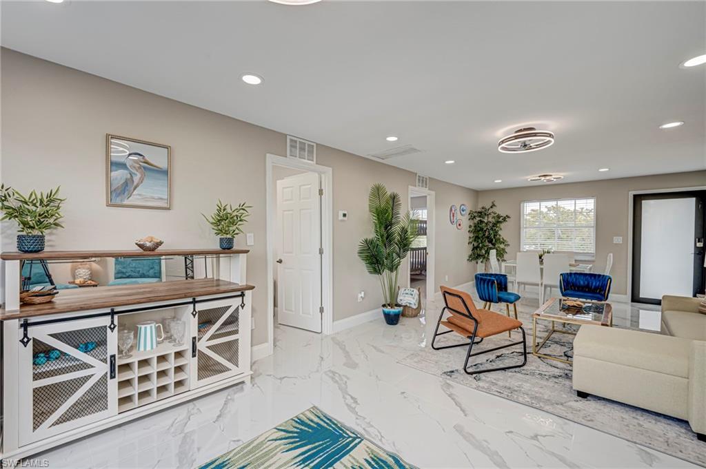 103 Tropical Shore WAY photo 7