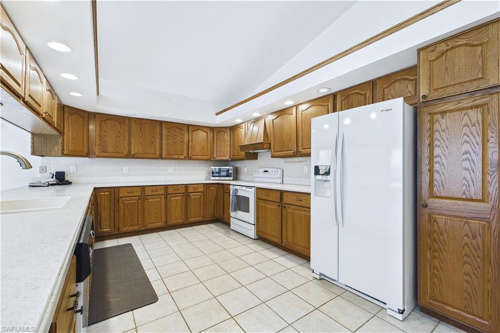 1255 N Brandywine CIR photo 17