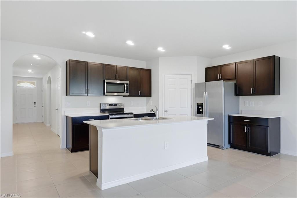 25118 Doredo DR
