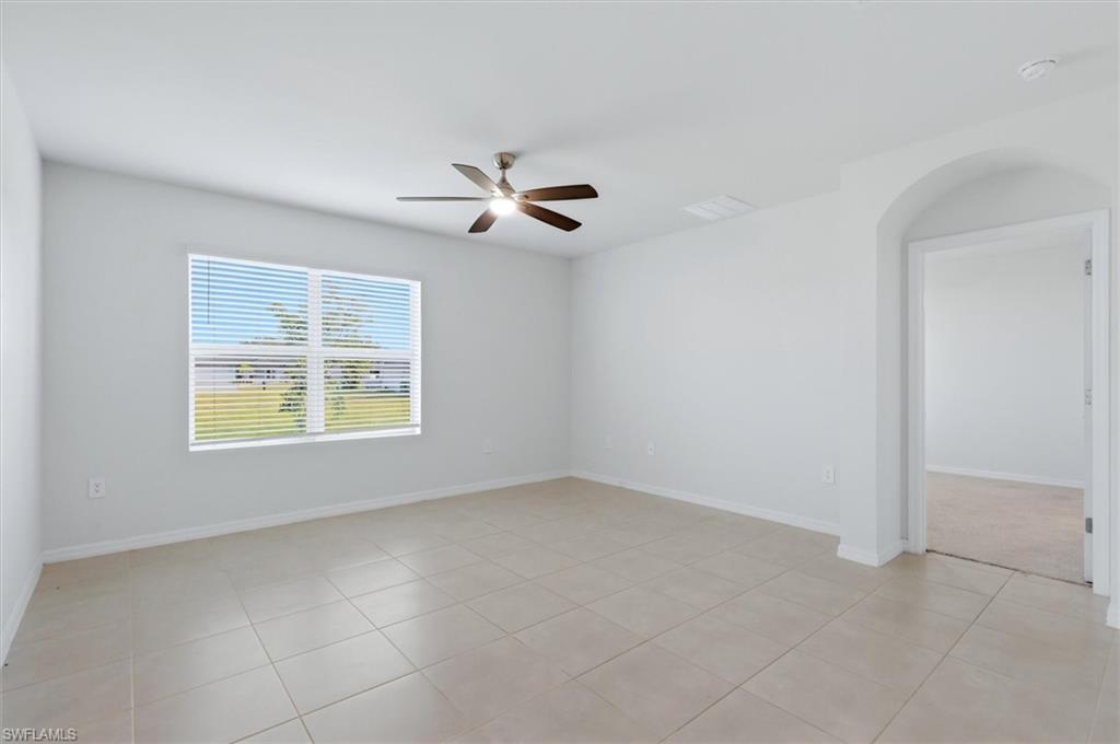 25118 Doredo DR photo 6