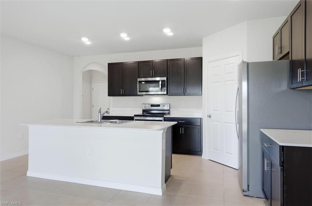 25118 Doredo DR photo 11