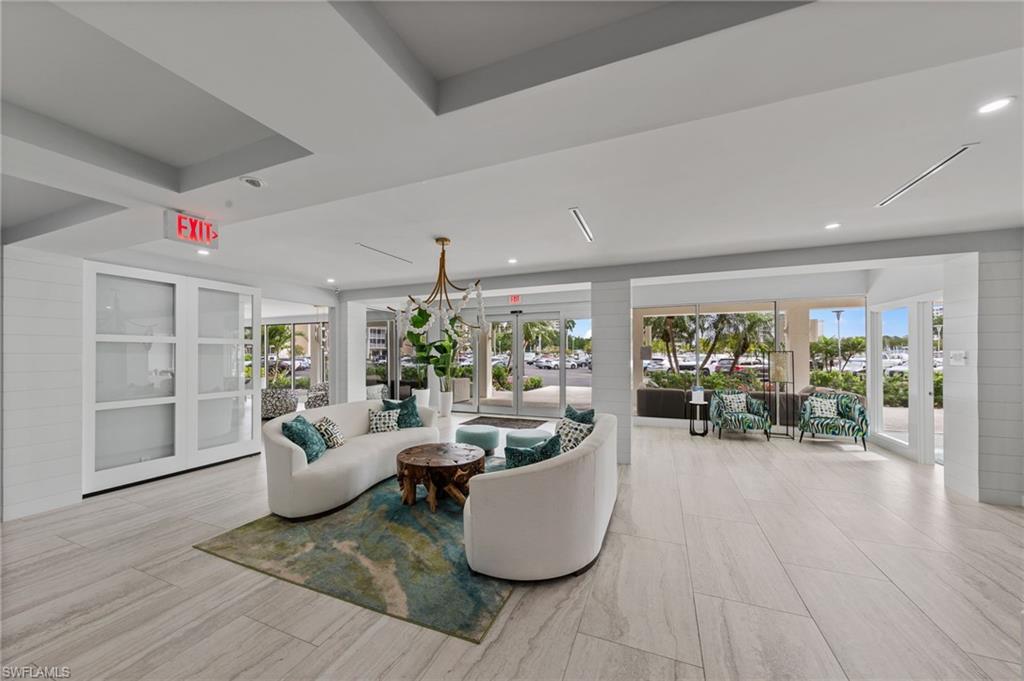 Gorgeous Lobby!