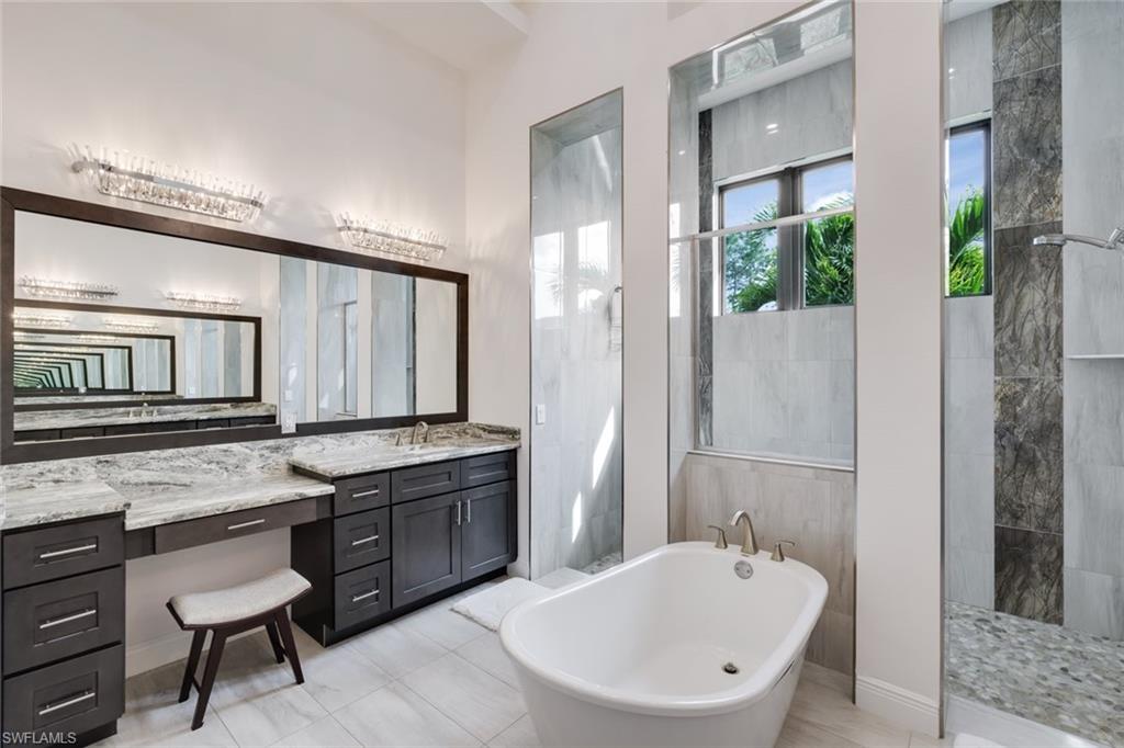 6423 Livingston Woods LN photo 18