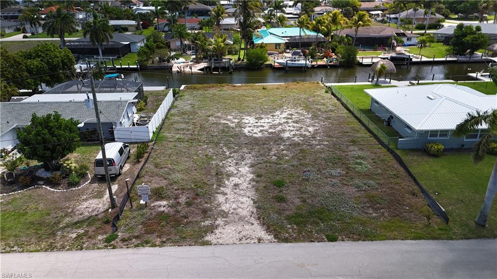 Coveted Neighborhood w/Sailboat Access!