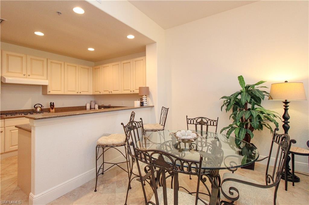2713 Callista CT 103 photo 9