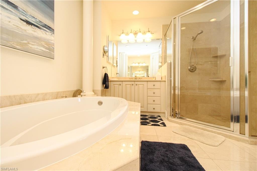2713 Callista CT 103 photo 30