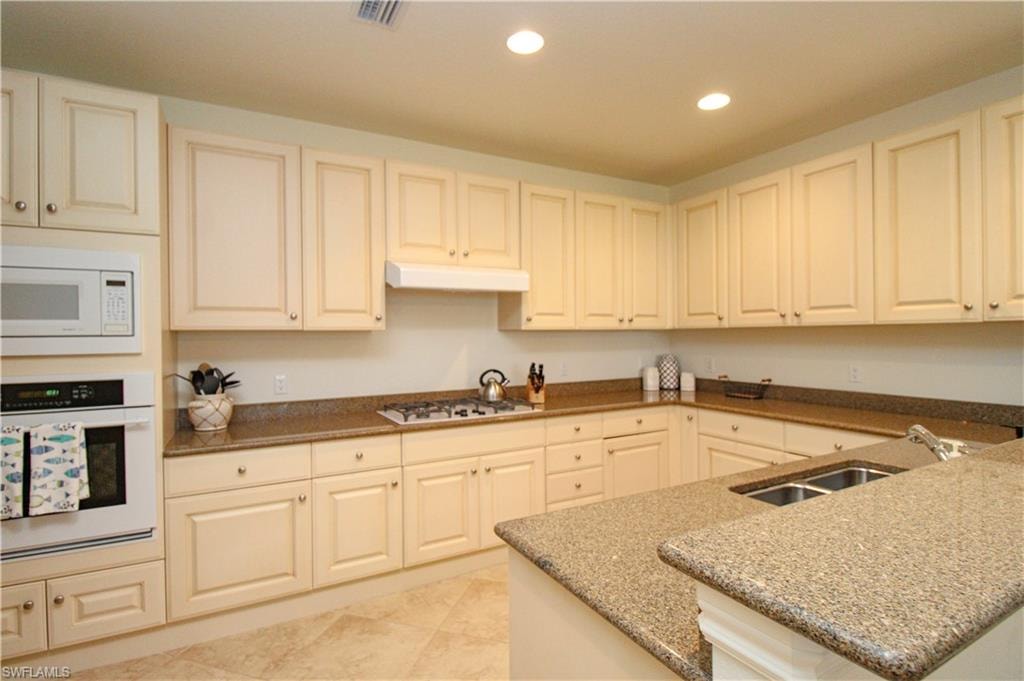 2713 Callista CT 103 photo 10