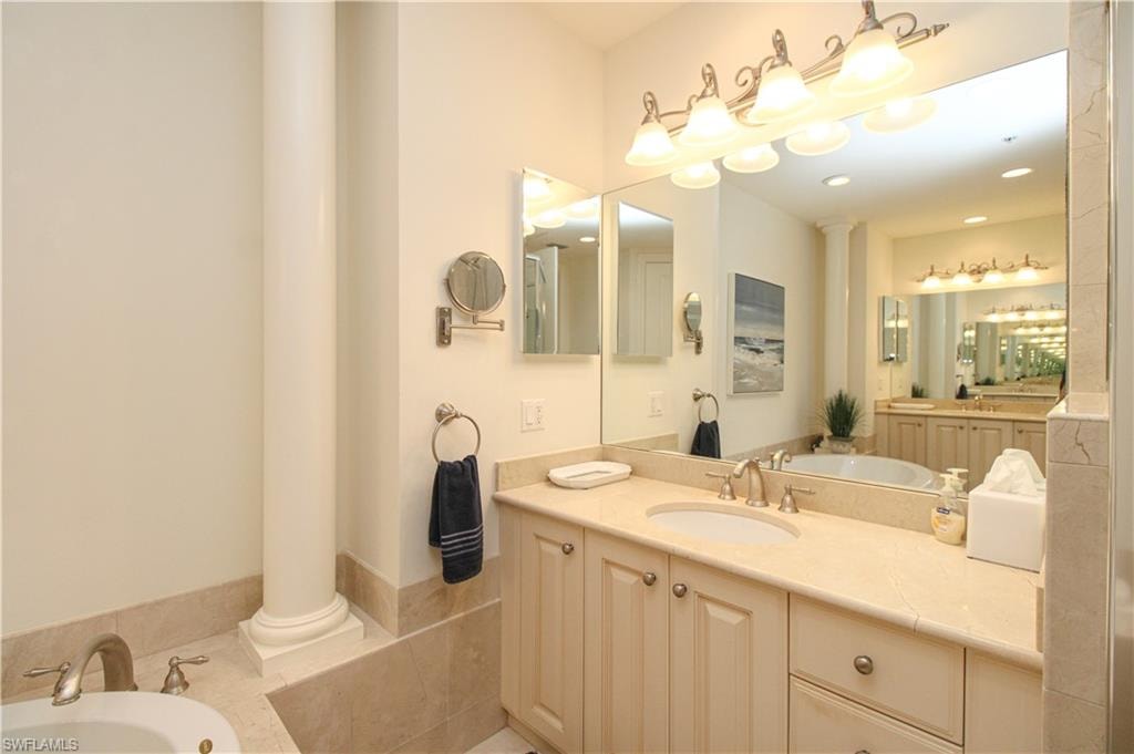 2713 Callista CT 103 photo 31