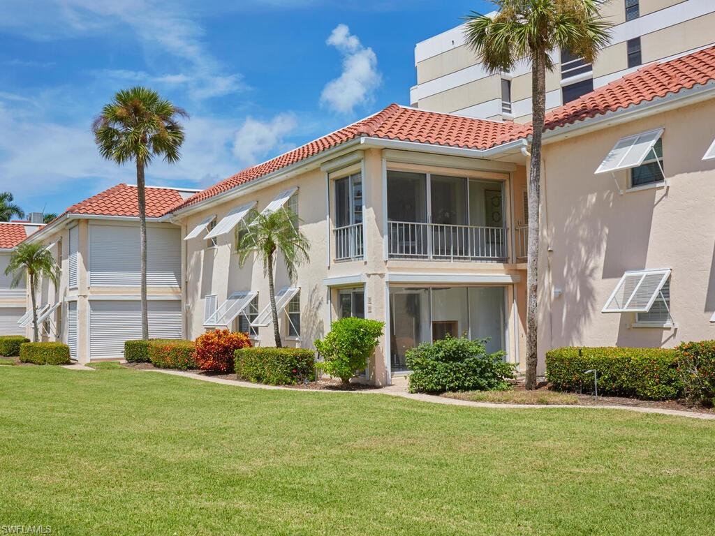 3070 Gulf Shore BLVD N 209 photo 24