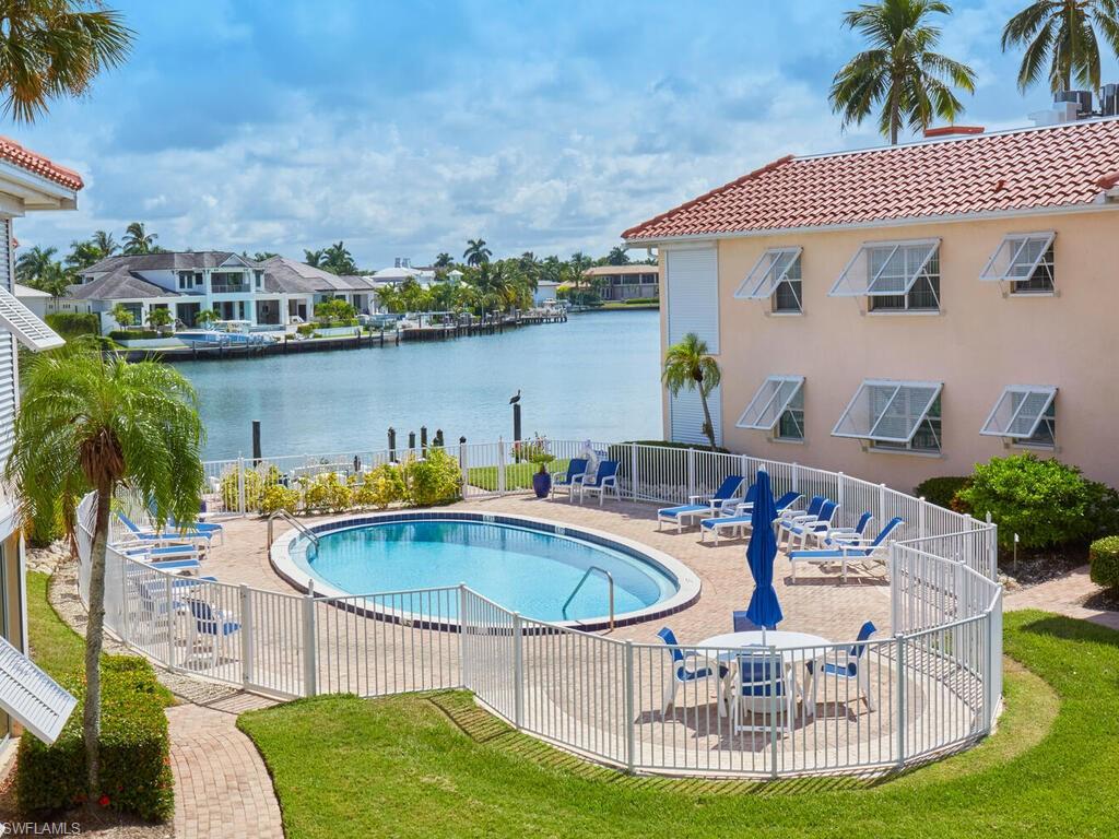 3070 Gulf Shore BLVD N 209 photo 19