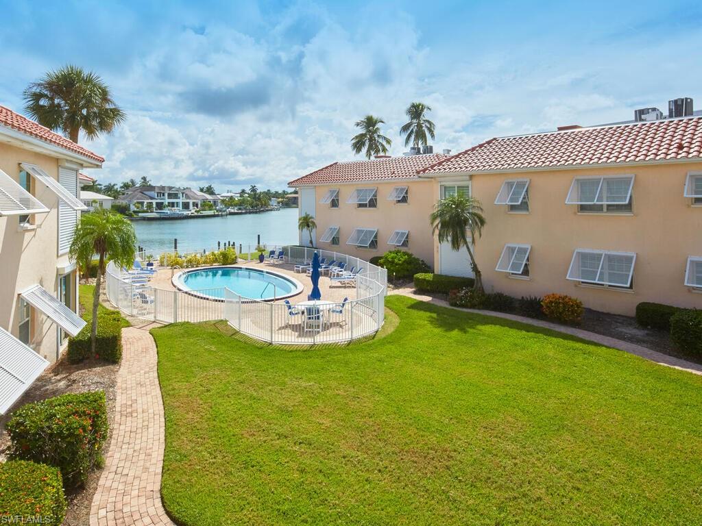 3070 Gulf Shore BLVD N 209 photo 21