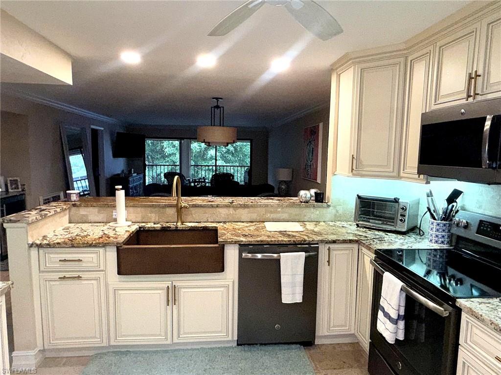 800 MISTY PINES CIR 202 photo 10