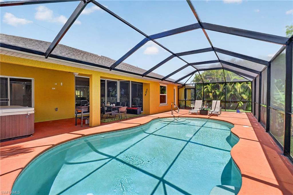 3809 Agualinda BLVD