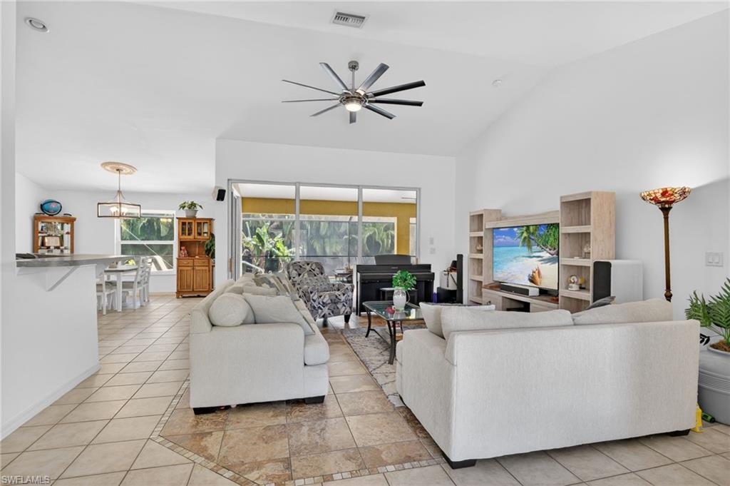 3809 Agualinda BLVD photo 8