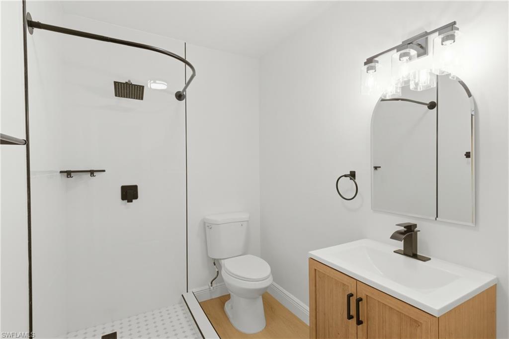Bright and practical guest bathroom featuring a simple, efficient layout ideal for everyday use.