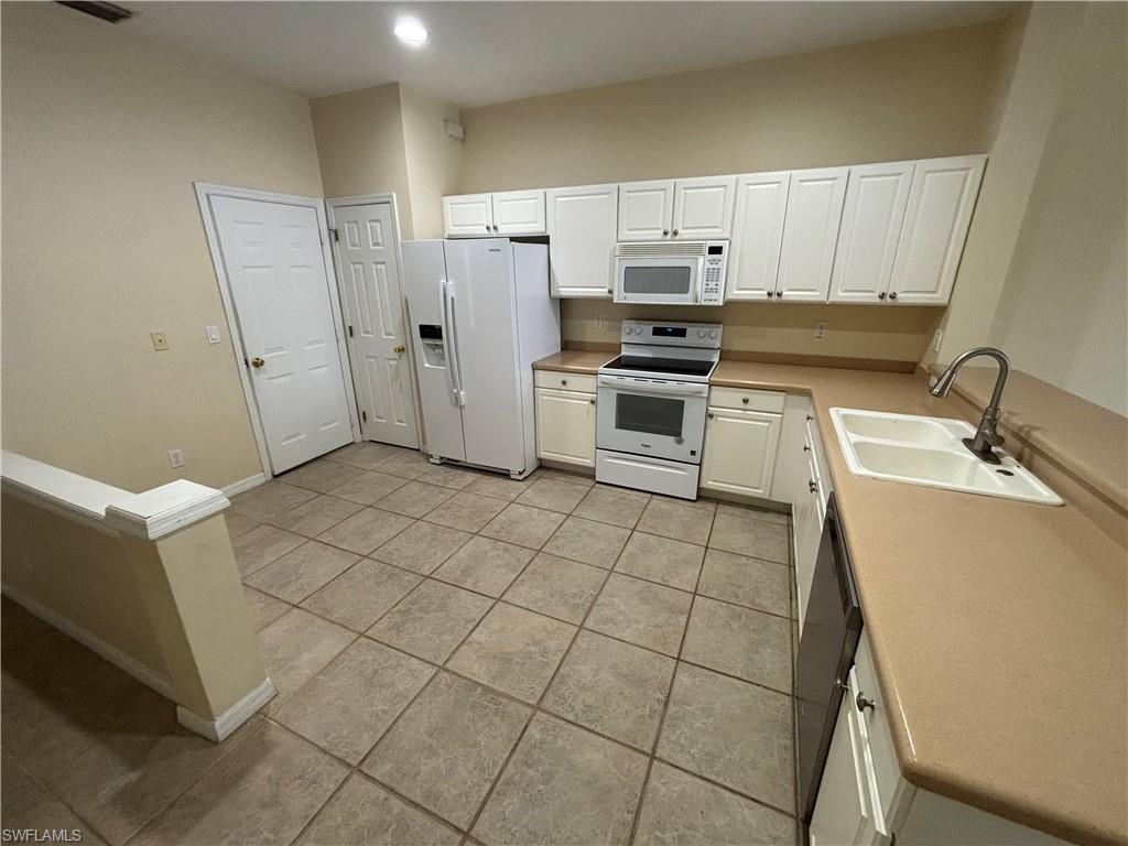 8271 Village Edge CIR 5