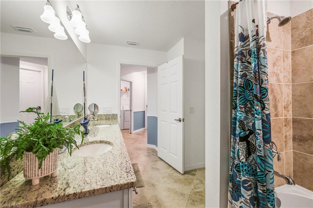 14091 Heritage Landing BLVD 121 photo 28