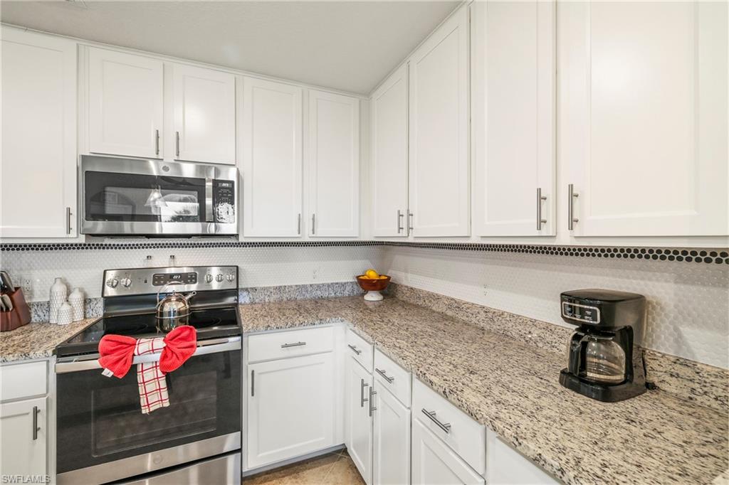 14091 Heritage Landing BLVD 121 photo 8
