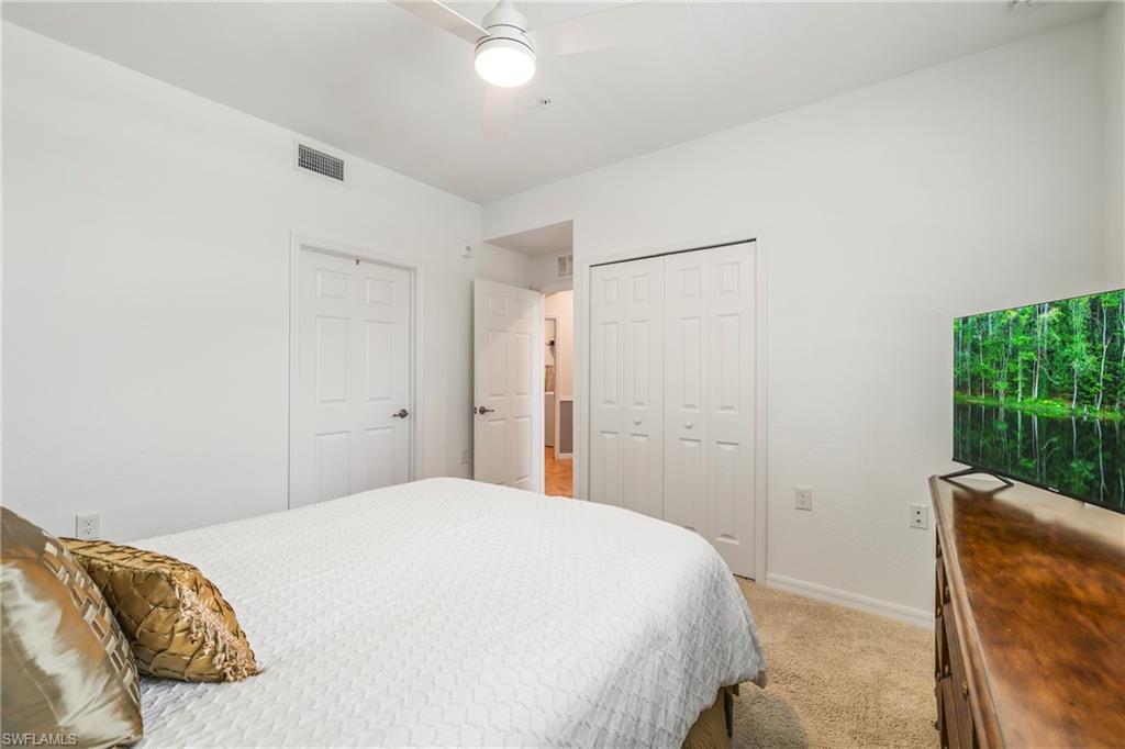14091 Heritage Landing BLVD 121 photo 24