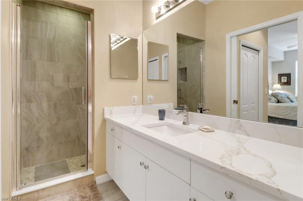 10390 Washingtonia Palm WAY 4443