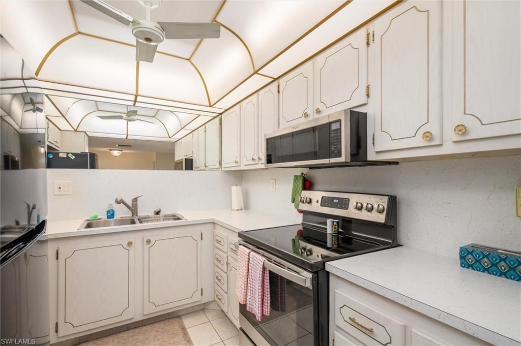 25188 Marion AVE A108 photo 9