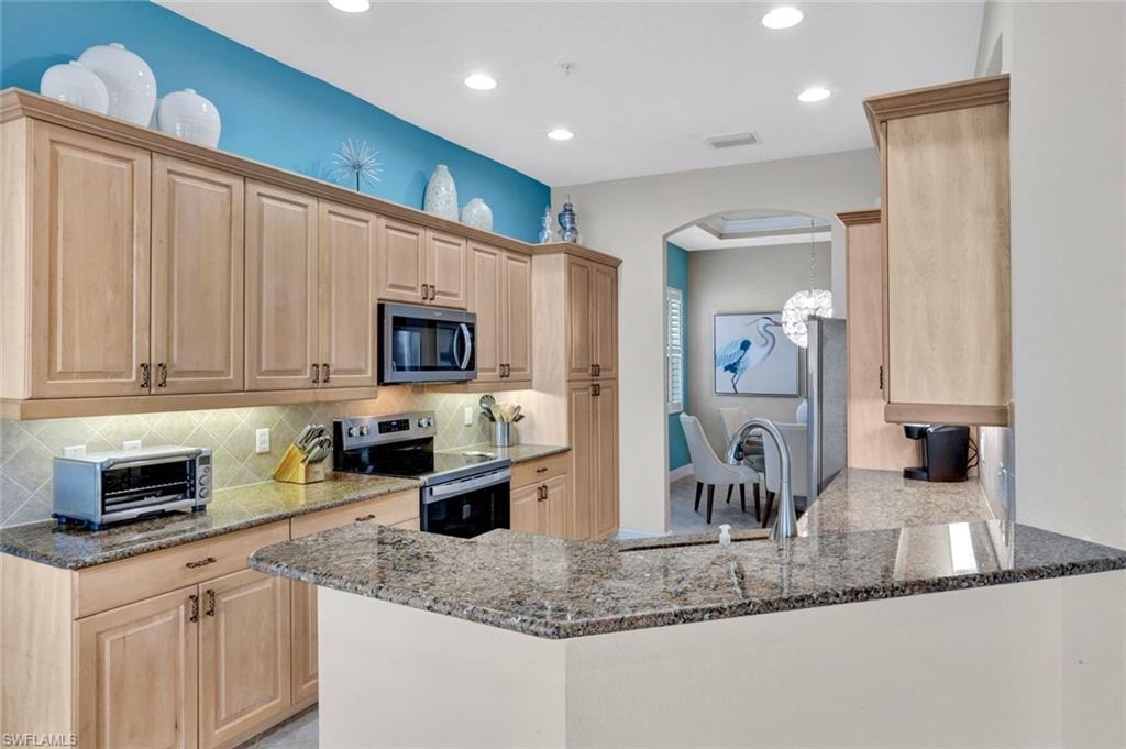 8755 Coastline CT 202 photo 12