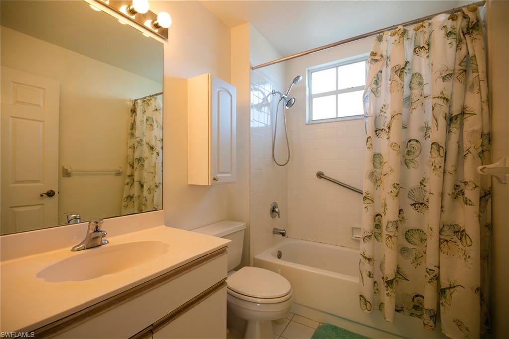 7104 Barrington CIR 3-102 photo 12