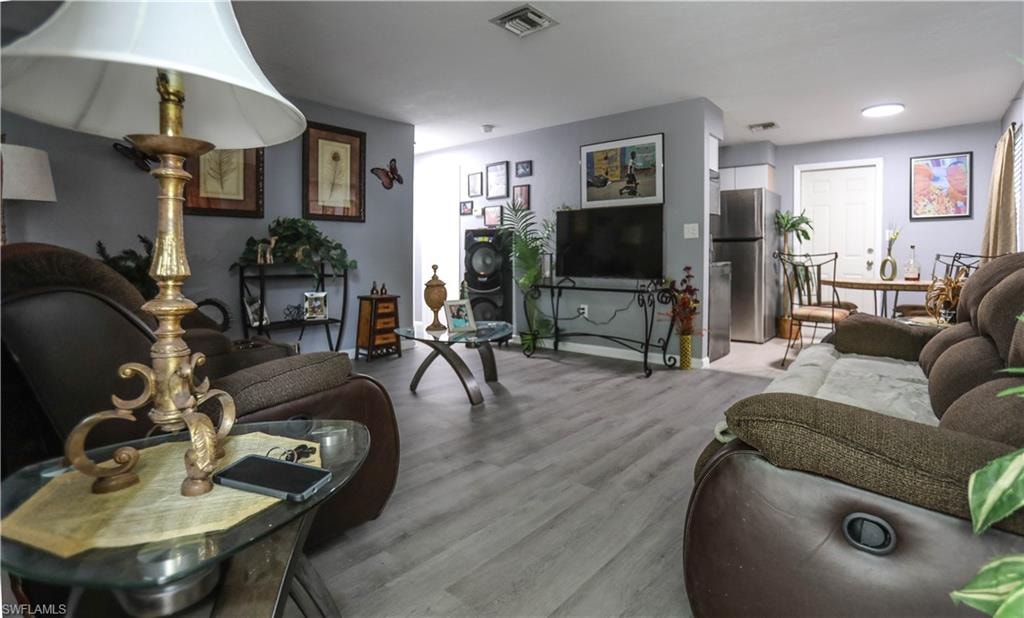 2406 Linhart AVE photo 7