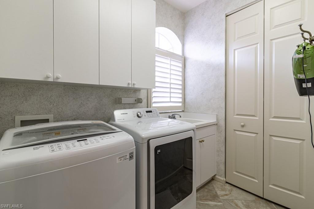 8460 Abbington CIR 1821 photo 12