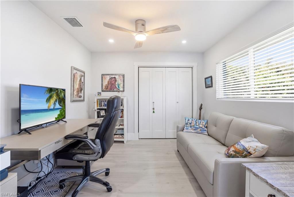 guestroom/office