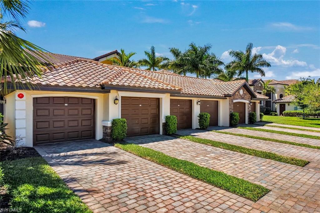 9528 Avellino WAY 2526 photo 31