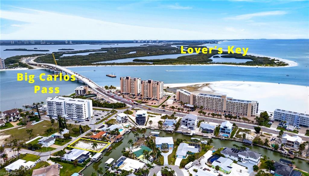 New Bridge has both waling and bike lanes with access to Lover's Key