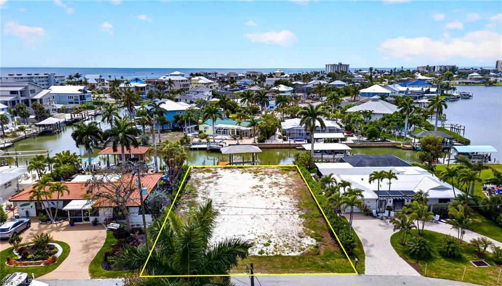 Large Building lot on South End FMB