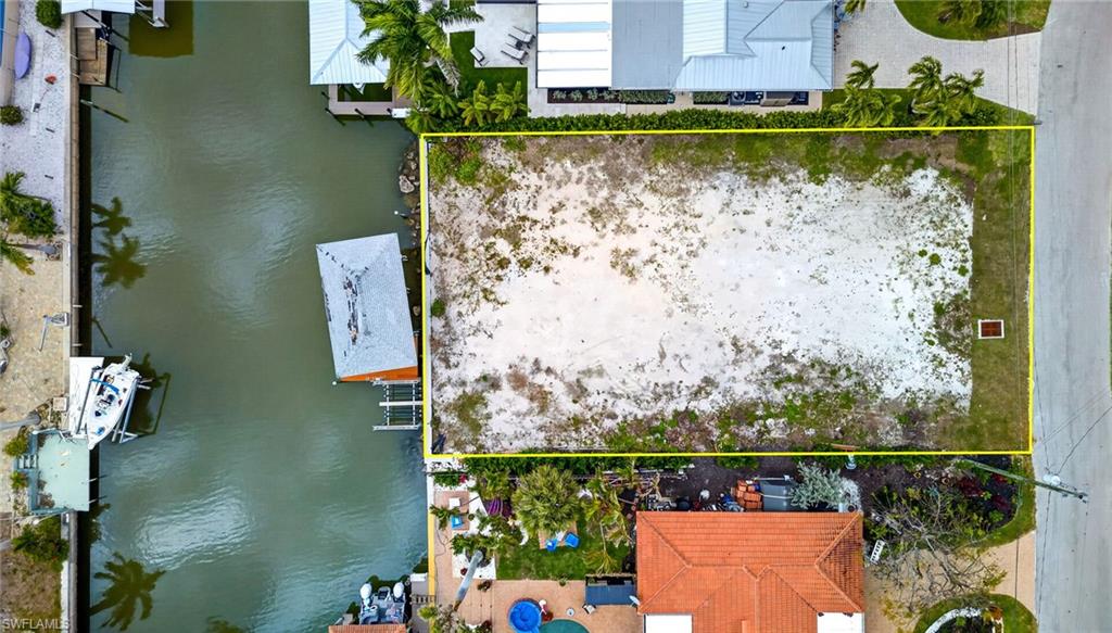 Overhead view of large lot and wide canal
