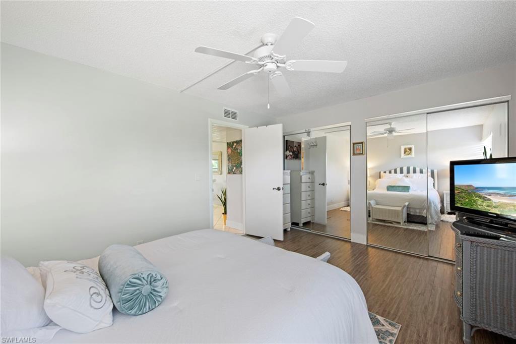 1085 Forest Lakes DR 8305 photo 9
