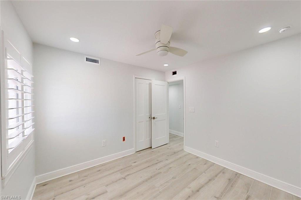 6660 Estero BLVD 105 photo 23