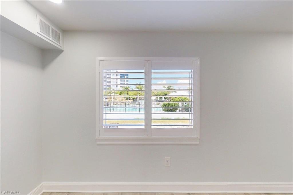 6660 Estero BLVD 105 photo 27
