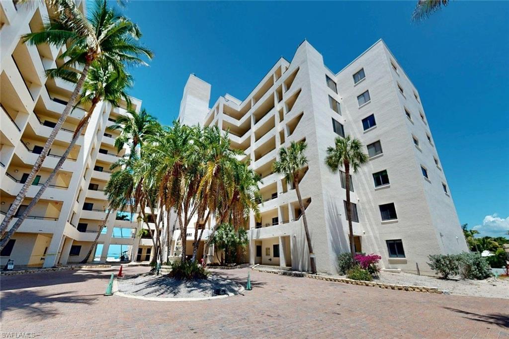 6660 Estero BLVD 105 photo 40