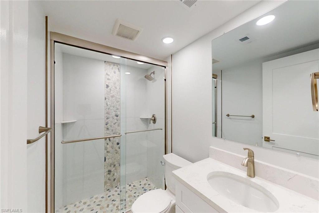 6660 Estero BLVD 105 photo 31